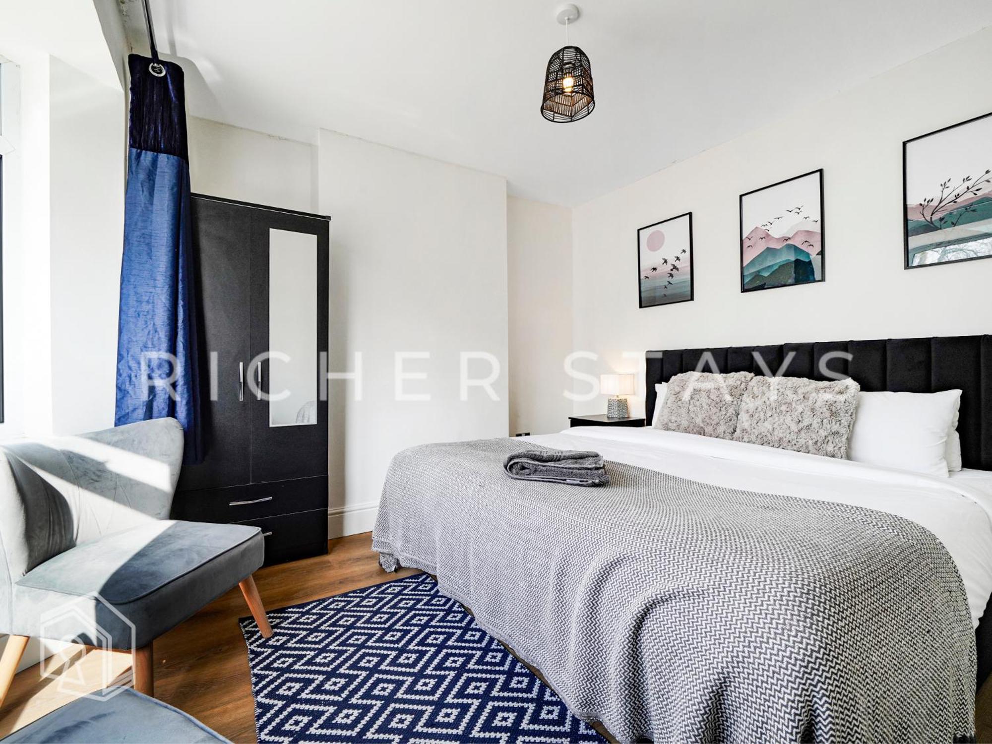 Watford Large 5Br Home - Contractors & Families מראה חיצוני תמונה