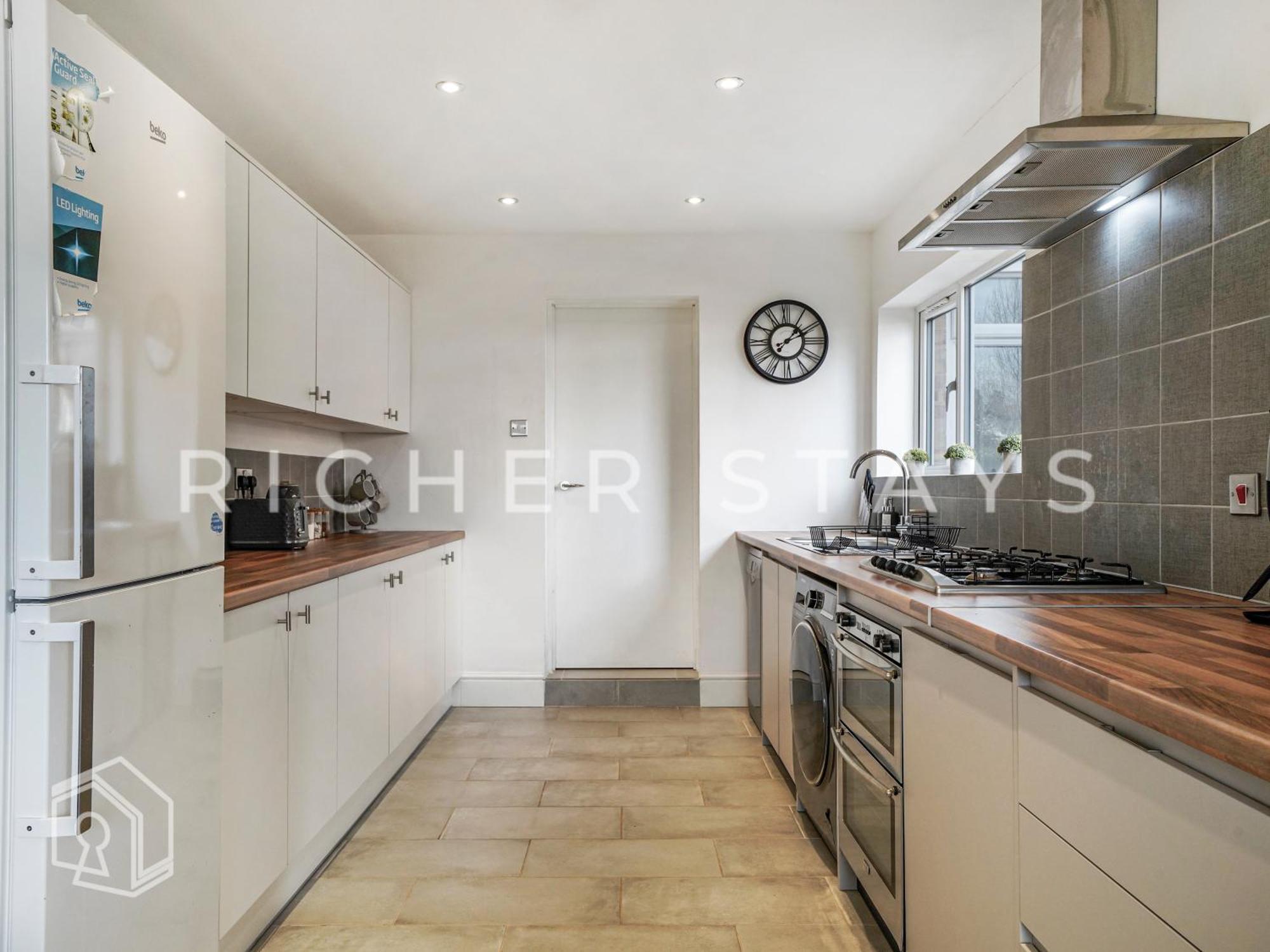 Watford Large 5Br Home - Contractors & Families מראה חיצוני תמונה